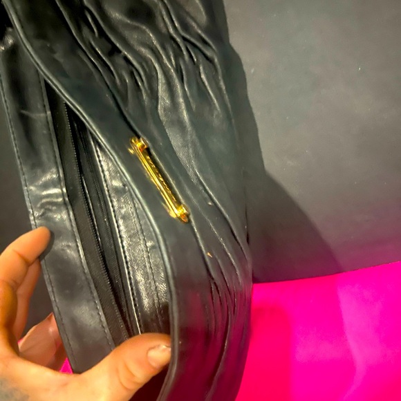 Michael Kors Wallet - Picture 2 of 3